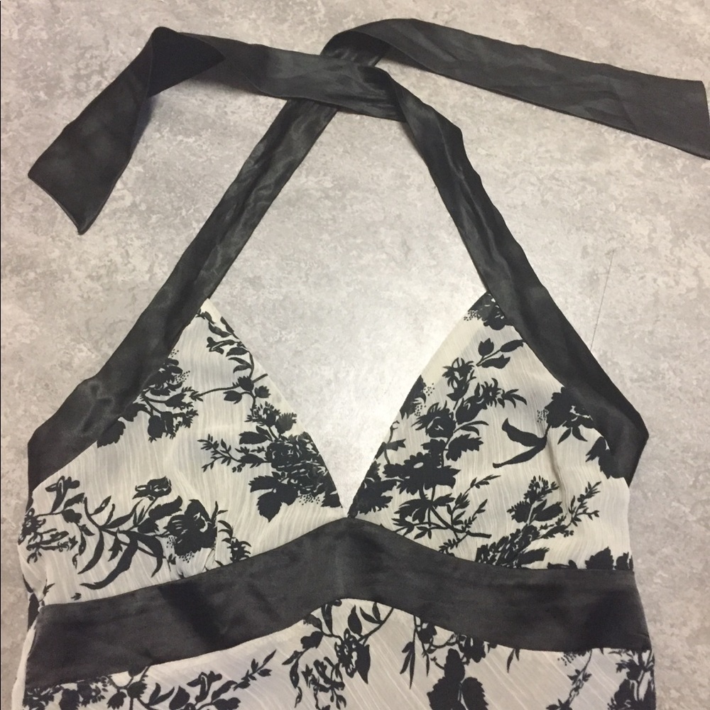 ☀️Black and white halter top - Picture 2 of 5